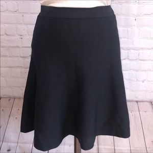 NWT Romeo + Juliet Couture Black Skirt Size Small